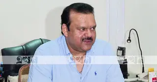 দ্বিতীয় টেস্টে অস্ট্রেলিয়ার কাছে আত্মসমর্পণ; ব্যাটারদের দায় দেখছেন আকরাম খান